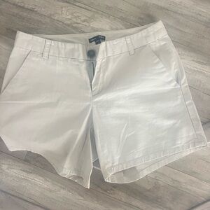 GAP Women's Cream Shorts